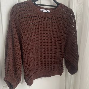 Open knit brown top